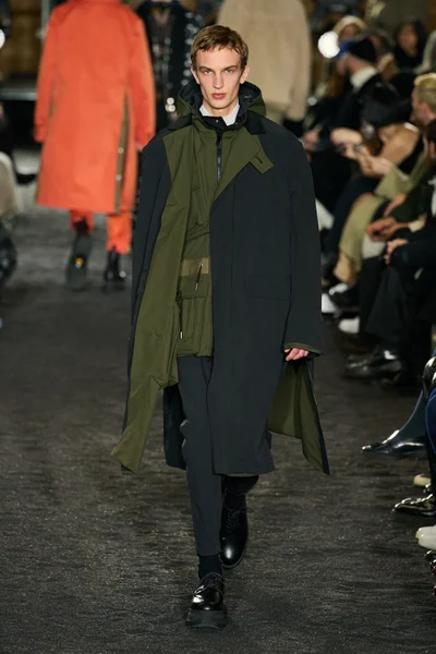 Look 39